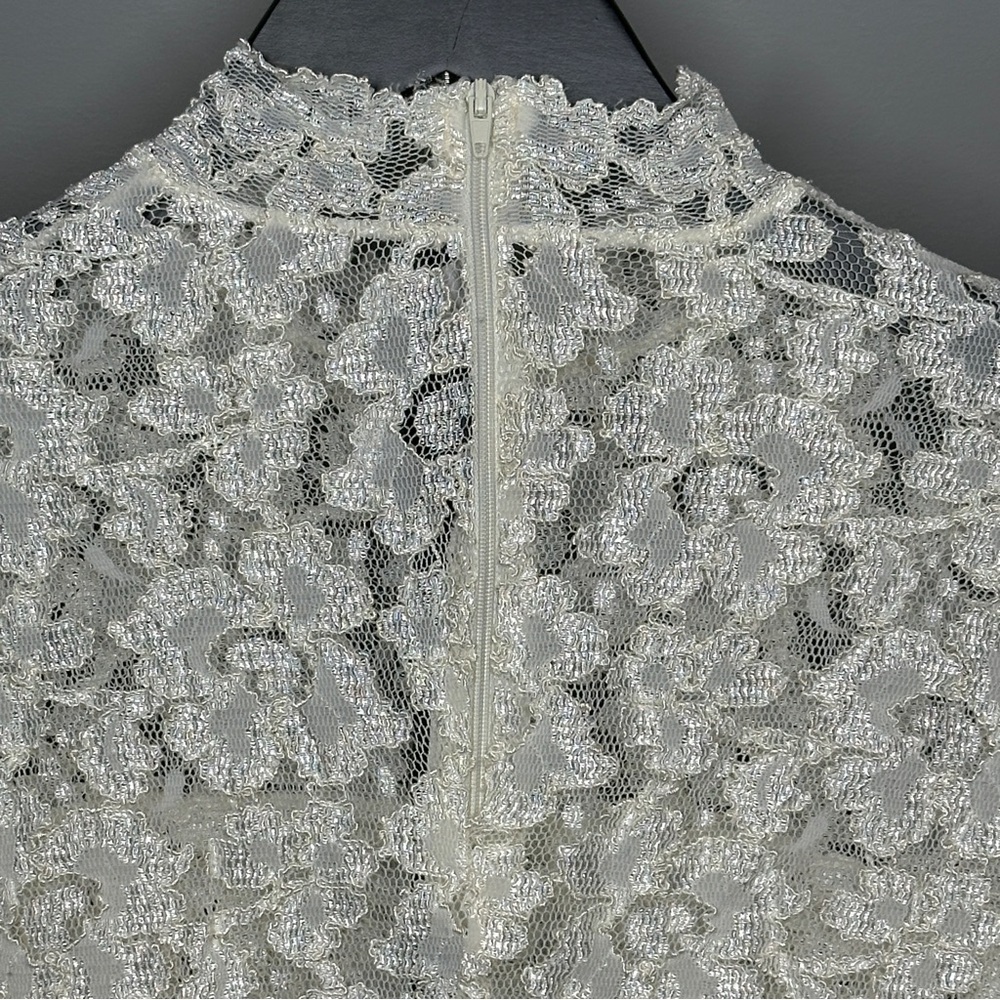 Vintage Kay Celine Lace Mock-Neck Long Sleeve Top in Ivory - Picture 3 of 6